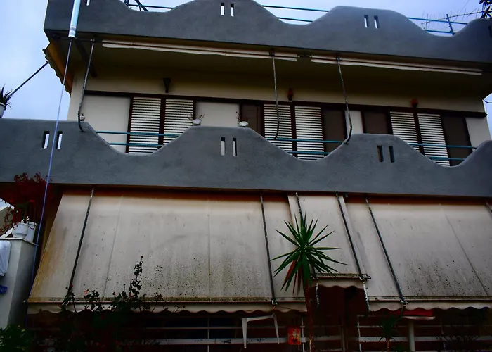 Apartment Rooftop Garden *
